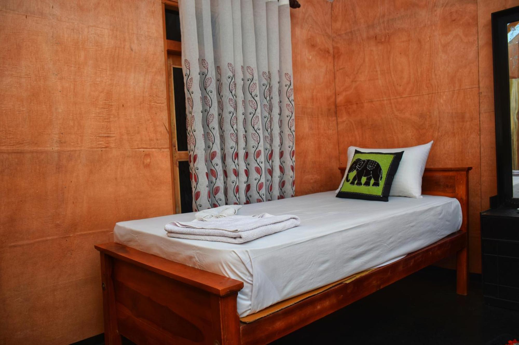 Homestay Akash Treehouse Sigiriya