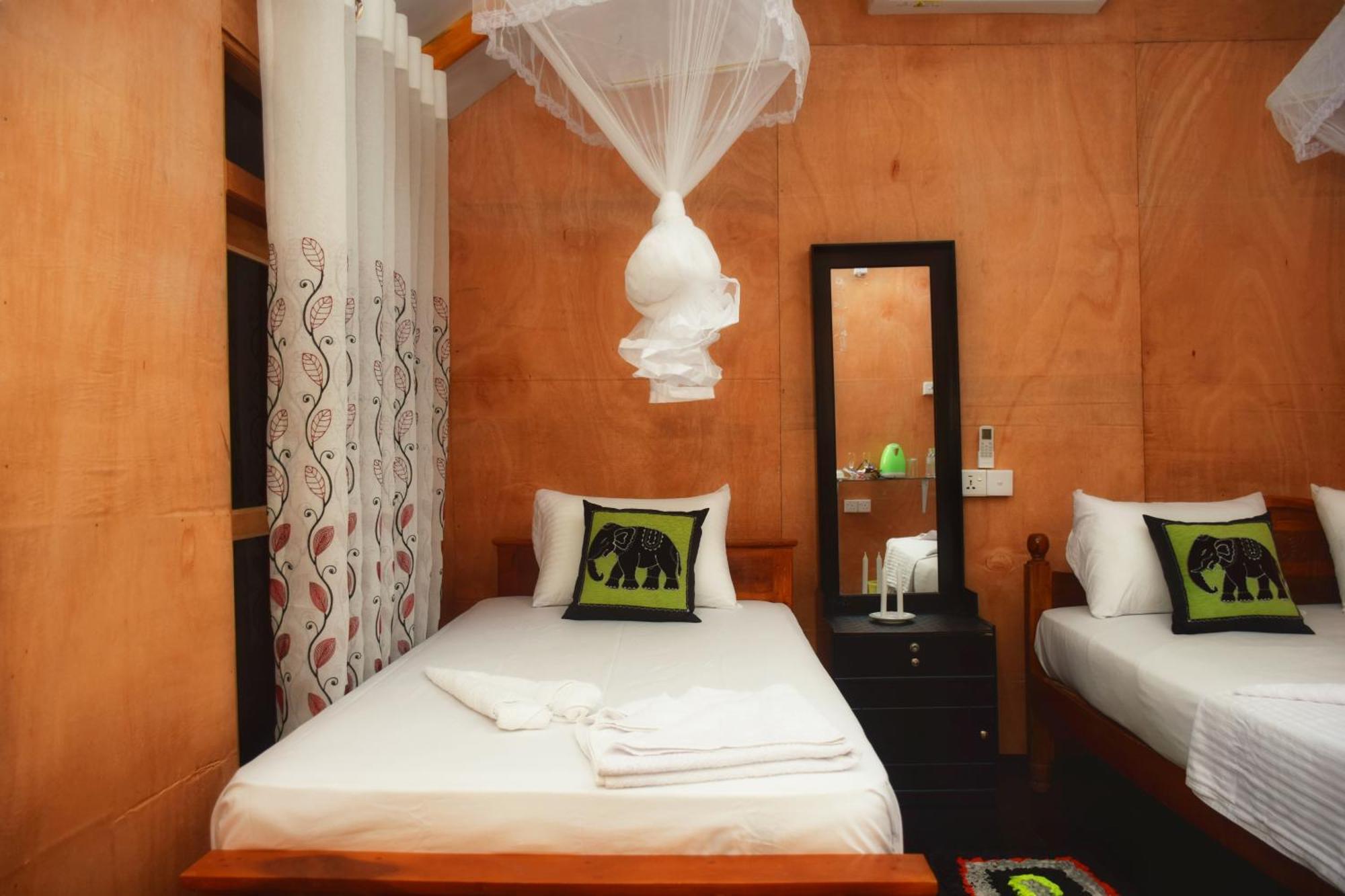Akash Treehouse *